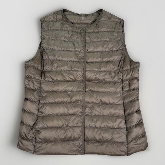 UNIQLO Ultra Light Down Vest Quilted Puffer Sleeveless Jacket Packable Size L - Picture 1 of 7